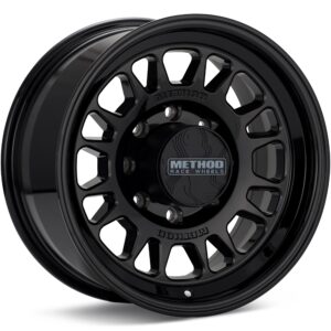 Method MR318 8-Lug Gloss Black Wheels 18 In 18x9 +18 MR318890881318