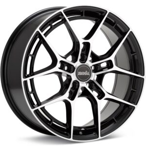 moda MD32 Machined w/Black Accent Wheels 18 In 18x8 +35 MD32804BMF
